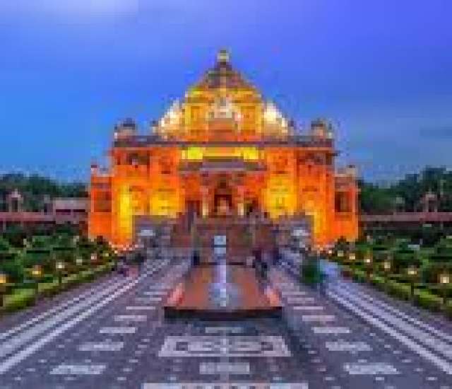 RISING â€“ GUJARAT  PILGRIMS